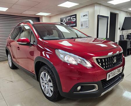 PEUGEOT 2008 1.2 PureTech Allure