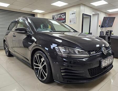 VOLKSWAGEN GOLF 2.0 TDI BlueMotion Tech GTD