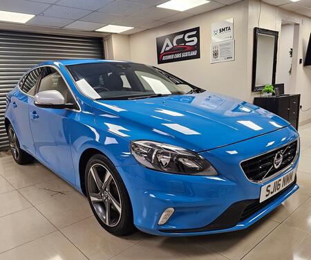 VOLVO V40 2.0 R-Design T2